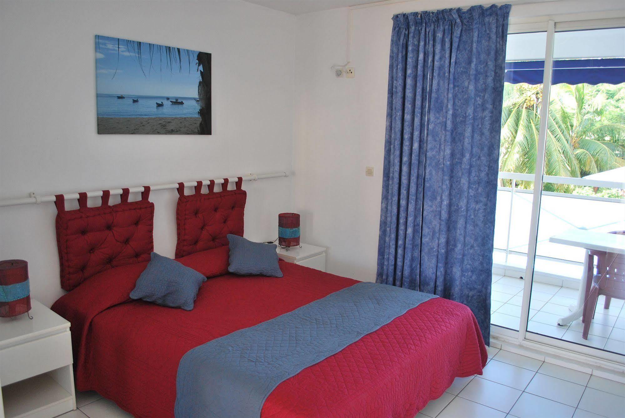 Les Creolines Aparthotel Sainte-Luce Exterior photo