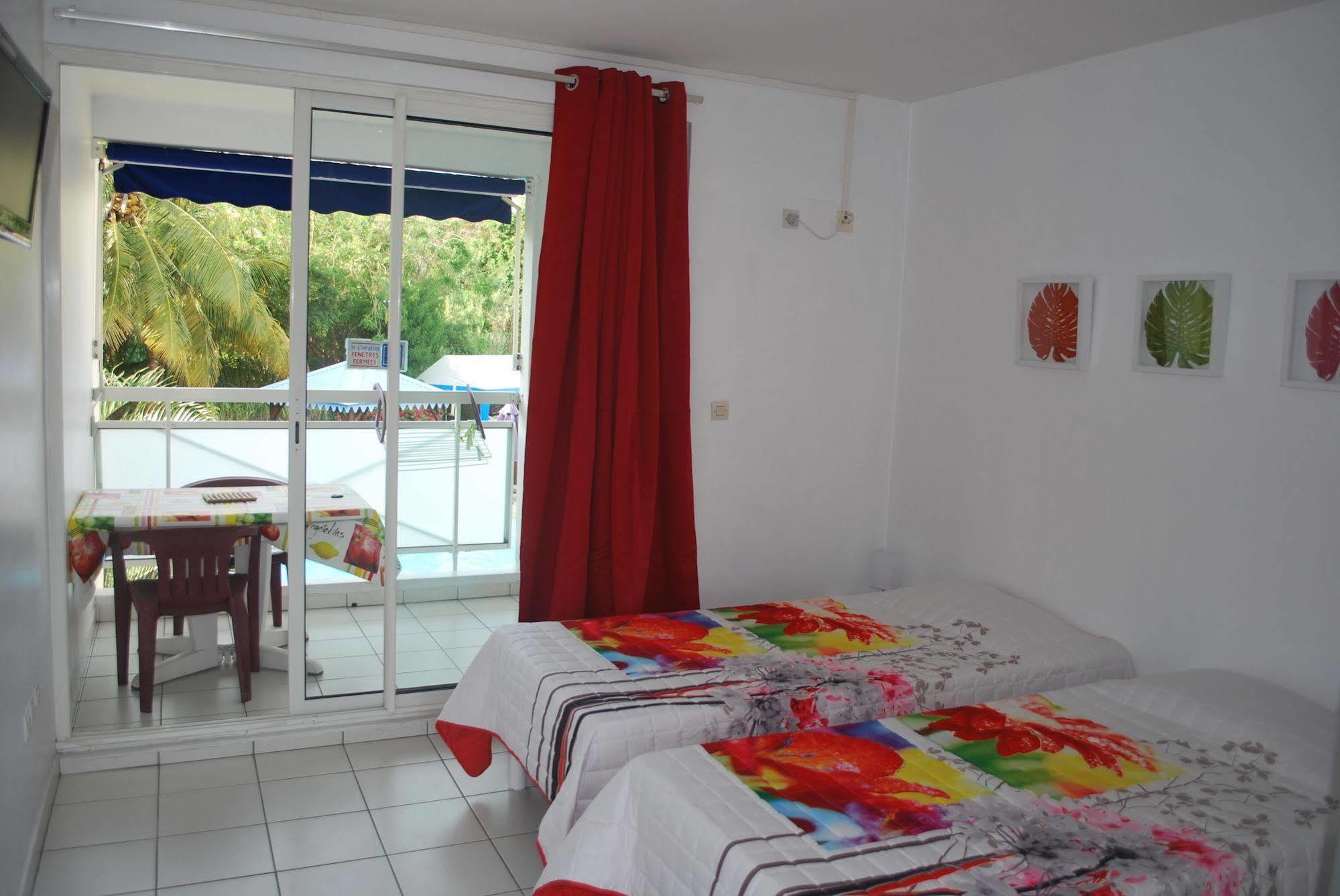 Les Creolines Aparthotel Sainte-Luce Exterior photo